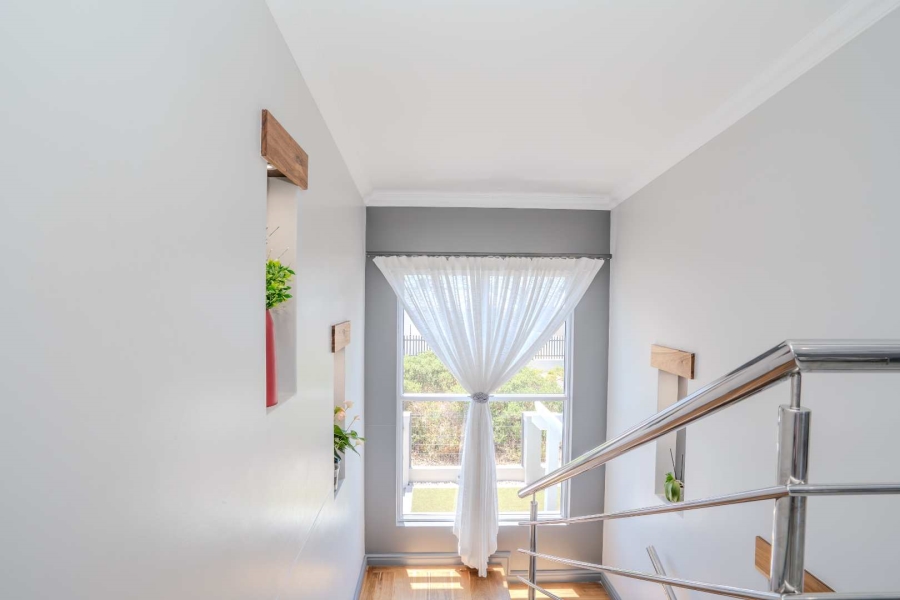 4 Bedroom Property for Sale in Laguna Sands Western Cape